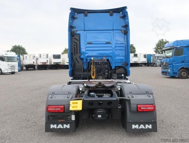 Standard tractor unit MAN 18.520 BLS TGX GX Kabine Intarder Navi Standklima
