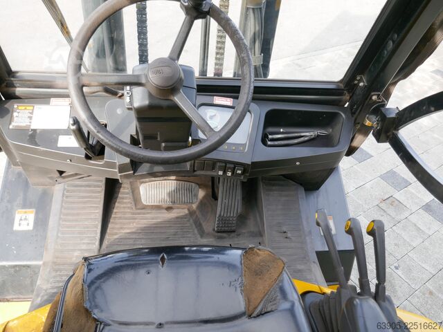 Gas forklift Yale GLP55MJ V2214
