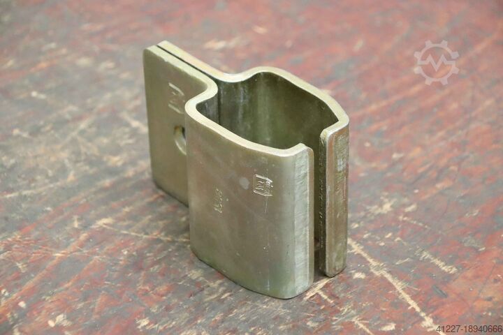 Suspension clamp Helm 1508  90/70/H135 mm