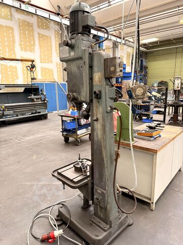 Upright drilling machine WEBO Box Column Drill