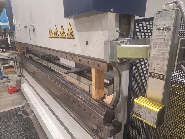 Crimping and flanging machine SCHRÖDER-FASTI 940-160/40