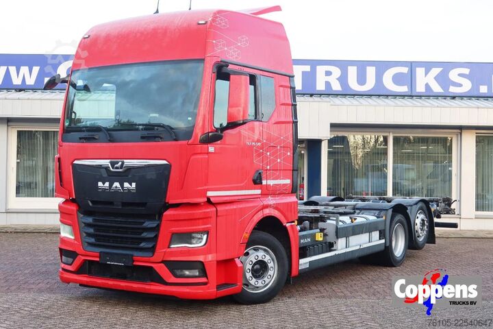 Fahrgestell mit Fahrerhaus MAN TGX 26.510 6x2 Intarder. Volledige luchtvering