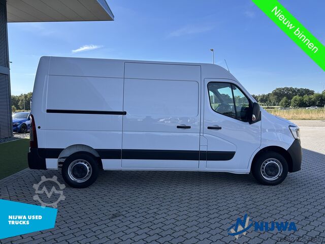 Hochdachkombi Renault Master T33 135 L2H2 Navigatie + Trekhaak