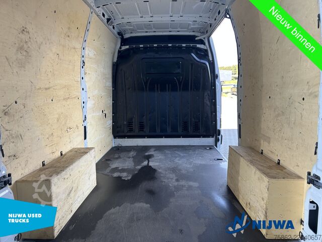 Hochdachkombi Renault Master T33 135 L2H2 Navigatie + Trekhaak