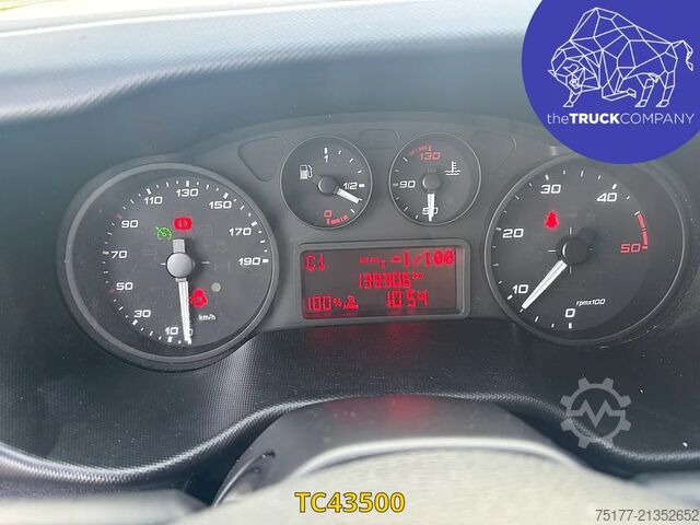 Panel van Iveco Daily 35C15V12 Double cab 7 places