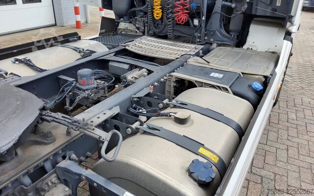 Standard-SZM Renault T T 520 HIGH SLEEPER 4x2 EURO 6 - 33-BPH-4