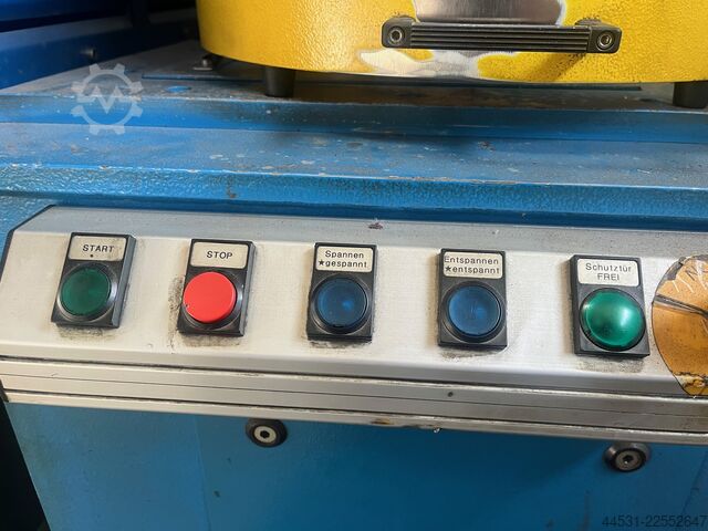 Auswuchtmaschine TIRA KV 10