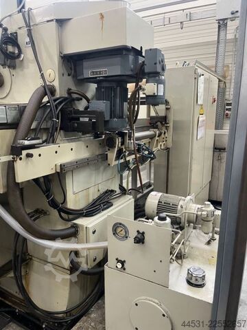 Vollautomatische Fräsmaschine Busch NF 8/32