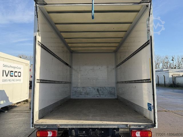 Transporter mit Koffer IVECO IVECO 35C16H