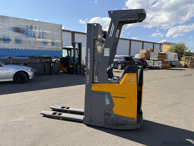 Palettenstapler Jungheinrich ERC 214i lion 4.7m/ 2022y/ 1059h
