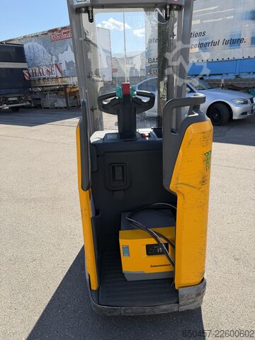 Palettenstapler Jungheinrich ERC 214i lion 4.7m/ 2022y/ 1059h
