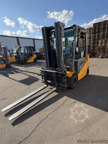 Elektrisch – 4 Räder Jungheinrich EFG S30 4.7m/ 4v/ 5379h