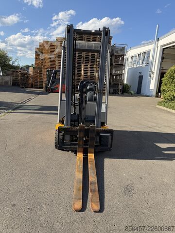 Electric - 3 wheels Jungheinrich EFG 110 2022y/ 3.3m/ 1127h