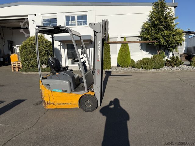 Electric - 3 wheels Jungheinrich EFG 110 2022y/ 3.3m/ 1127h