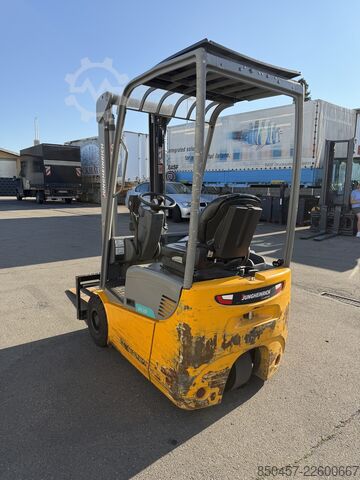 Electric - 3 wheels Jungheinrich EFG 110 2022y/ 3.3m/ 1127h