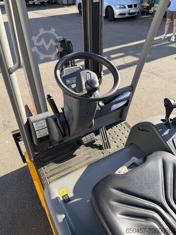 Electric - 3 wheels Jungheinrich EFG 110 2022y/ 3.3m/ 1127h