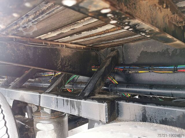 Loading platform with walls REGIS N06T31 TELE