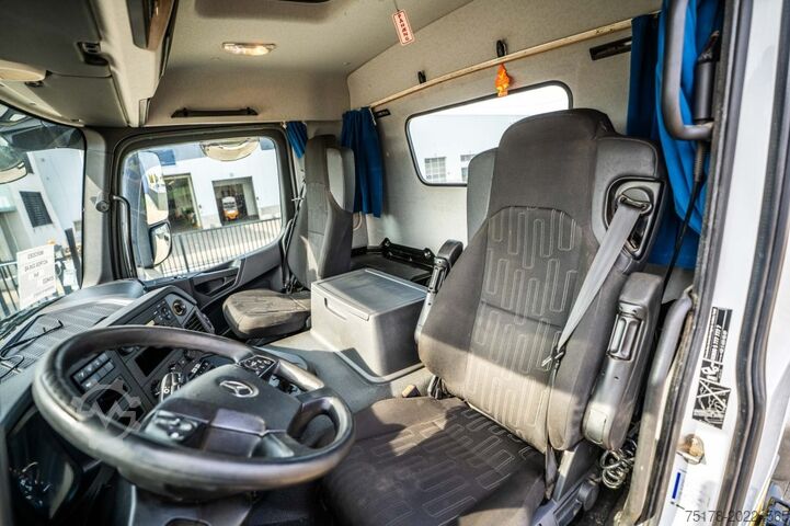 Standard tractor MERCEDES AROCS 3345 AS