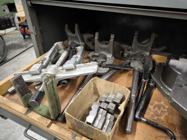 Universal tool milling machine DECKEL FP4M aktiv digital