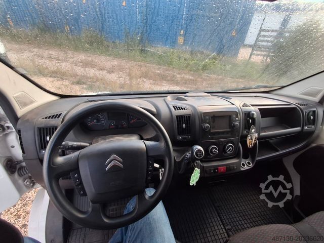 Panel van CITROEN Jumper Grossraumkasten 35 L3H2 Club BlueHDi 140