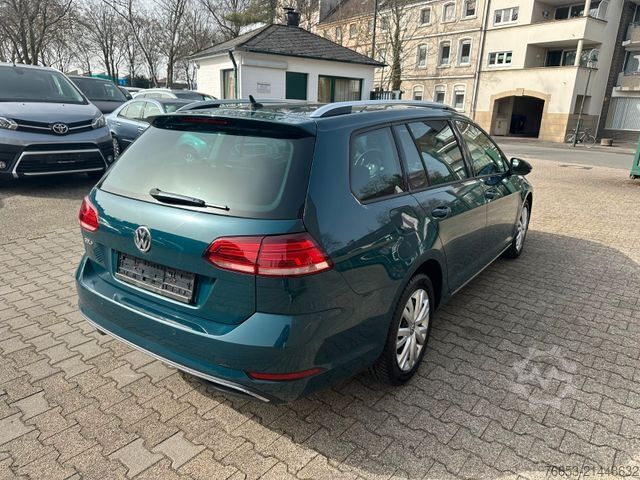 Minibus VOLKSWAGEN Golf Variant TDI DSG JOIN*LED*Klimaaut.*Stand*