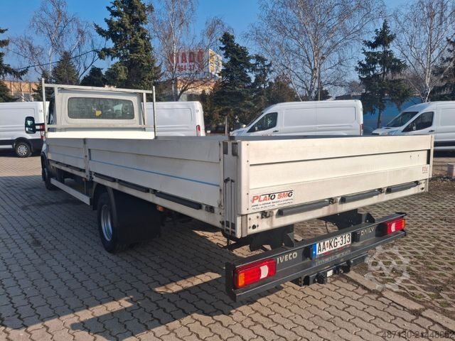 Curtain sider van IVECO 70C18