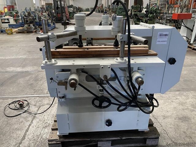 Sicma brand double horizontal drilling and oscillating machine with 3 drilling spindles and 1 osc... Sicma 