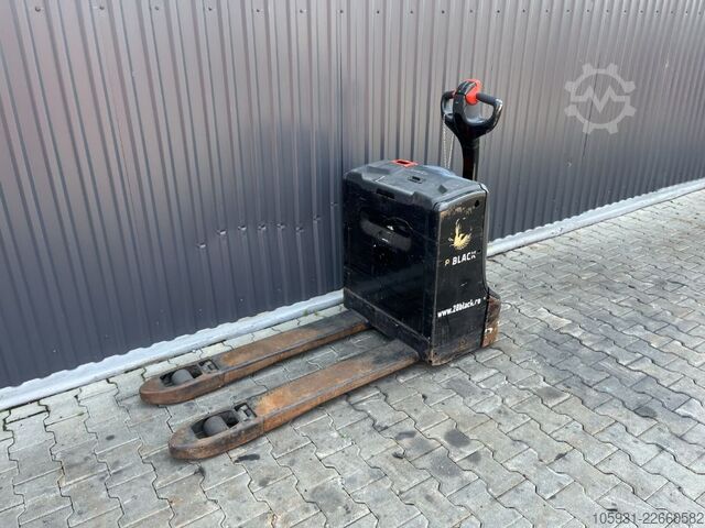 Electric Pallet Truck Linde T16