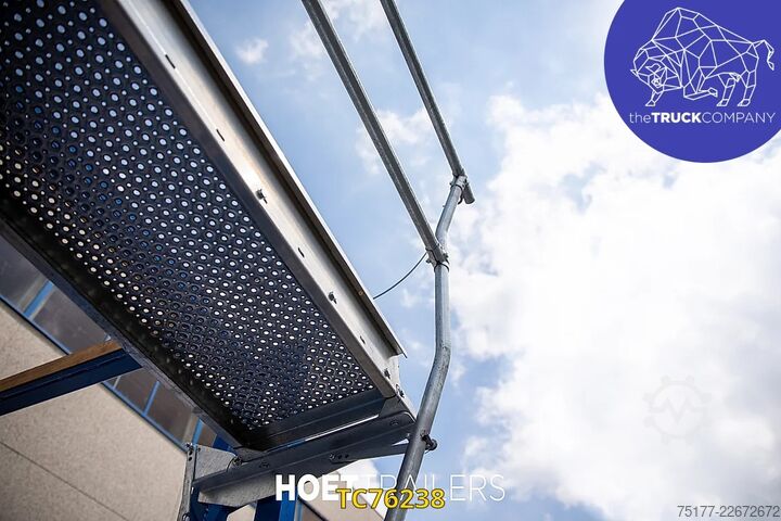 Semi low-loader Hoet Trailers Concrete wall transport