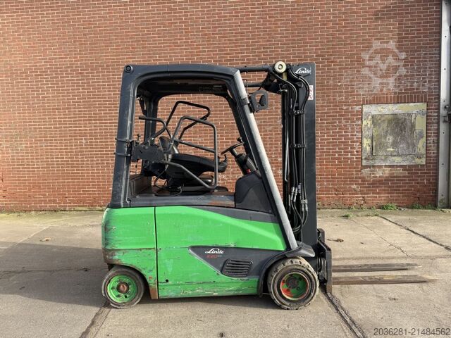 Elektro 4 Rad-Stapler Linde E20PH-02