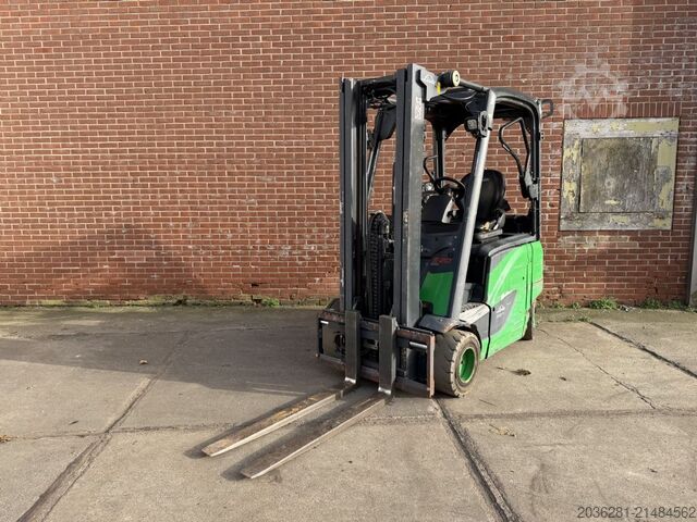 Elektro 4 Rad-Stapler Linde E20PH-02