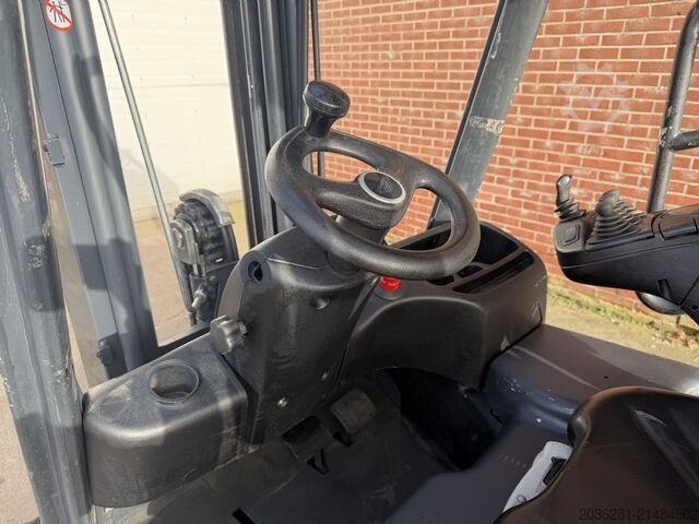 Elektro 4 Rad-Stapler Linde E20PH-02