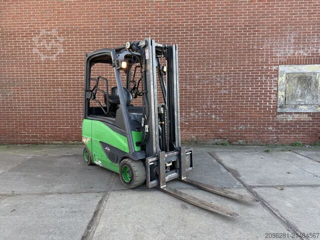 Elektro 4 Rad-Stapler Linde E20PH-02