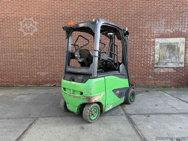 Elektro 4 Rad-Stapler Linde E20PH-02