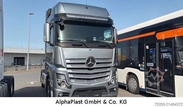 Standard SZM MERCEDES-BENZ Actros SZM 1845 GIGA