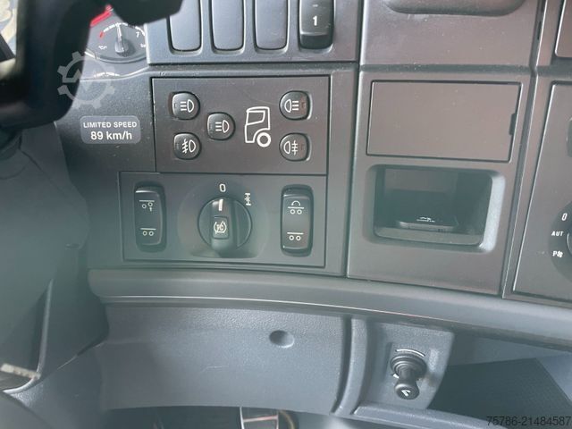 Truck mounted crane SCANIA R 520 BL 6x2 / Highline/ PK 17.001 SLD/ Funk/ E6