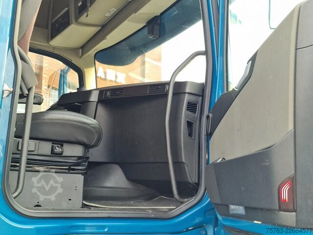 Standard-SZM Volvo FH 13.540 Globetrotter XL 6x2 - Retarder - Full...
