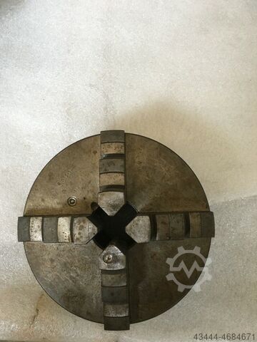 Lathe chucks and face plates  