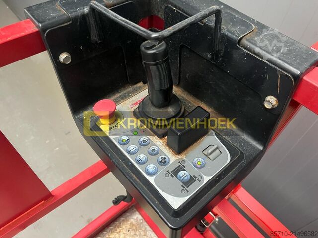 Scissor lift Manitou 140 SC Genie 4069RT