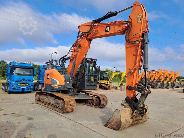 Raupenbagger Doosan DX 235 LCR-5