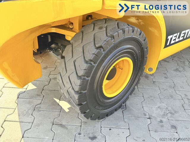 Telescopic loader JCB TLT 30D NEW TIRES CABIN ONLY 4478 HOUR