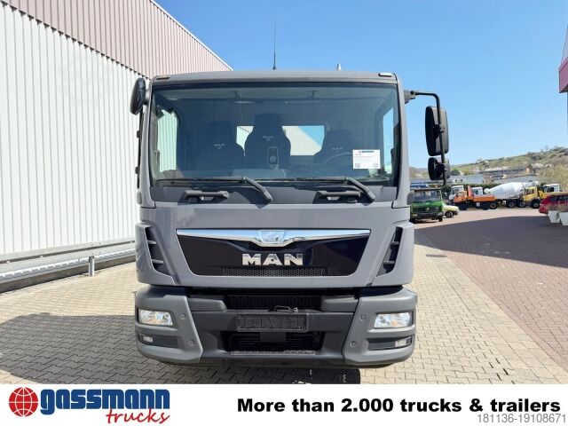 Roll-off tipper truck MAN TGM 15.250/340 4X2 BL