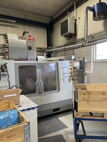 USED VERTICAL MACHINING CENTER, MANUF. HAAS MODEL VF-4BHE HAAS VF-4BHE