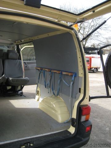 Feuerwehrfahrzeug VW T4 TDI syncro LR Einsatzfz. 6 Sitzer *48.000 KM*