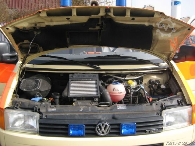 Feuerwehrfahrzeug VW T4 TDI syncro LR Einsatzfz. 6 Sitzer *48.000 KM*