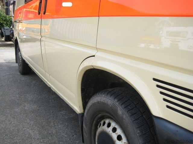 Feuerwehrfahrzeug VW T4 TDI syncro LR Einsatzfz. 6 Sitzer *48.000 KM*