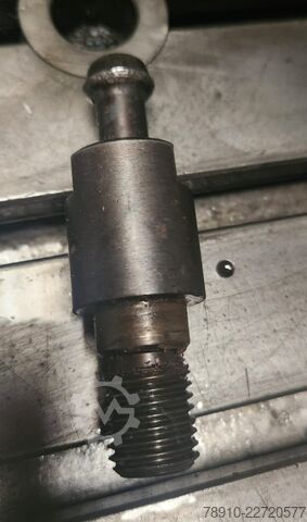 Werkzeugfräsmaschine. Preis auf Anfrage. ACIERA F5EP
