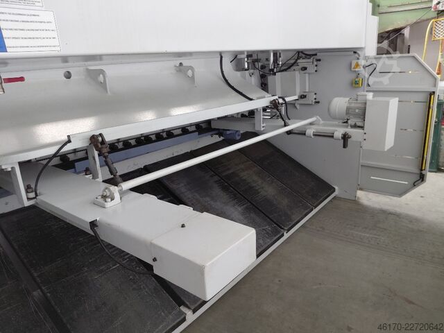 Hydraulische Tafelschere Ermak CNC HVR 3106