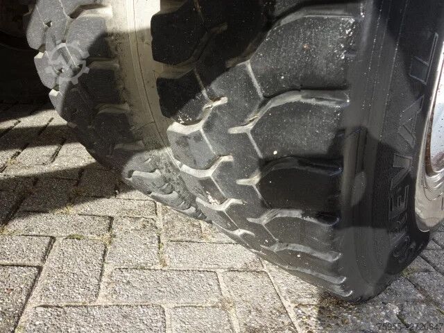 Loading platform MAN TGA 26.350 6X4 OPENBOX,STEELSPRINGS,MANUAL GEARBOX