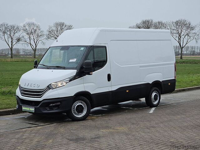 Hochdachkombi IVECO DAILY 35 S 14 140 L2H2